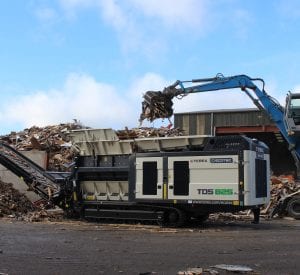 Ecotec TDS 825 Slow speed shredder