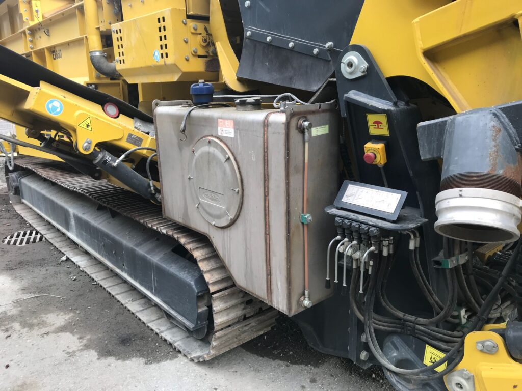 Used Keestrack C6 screener with wash deck for sale and rent