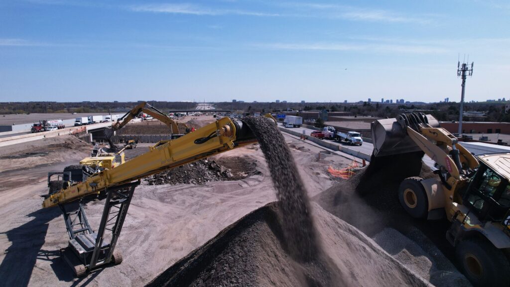 Hwy 401 Expansion Project Excavator