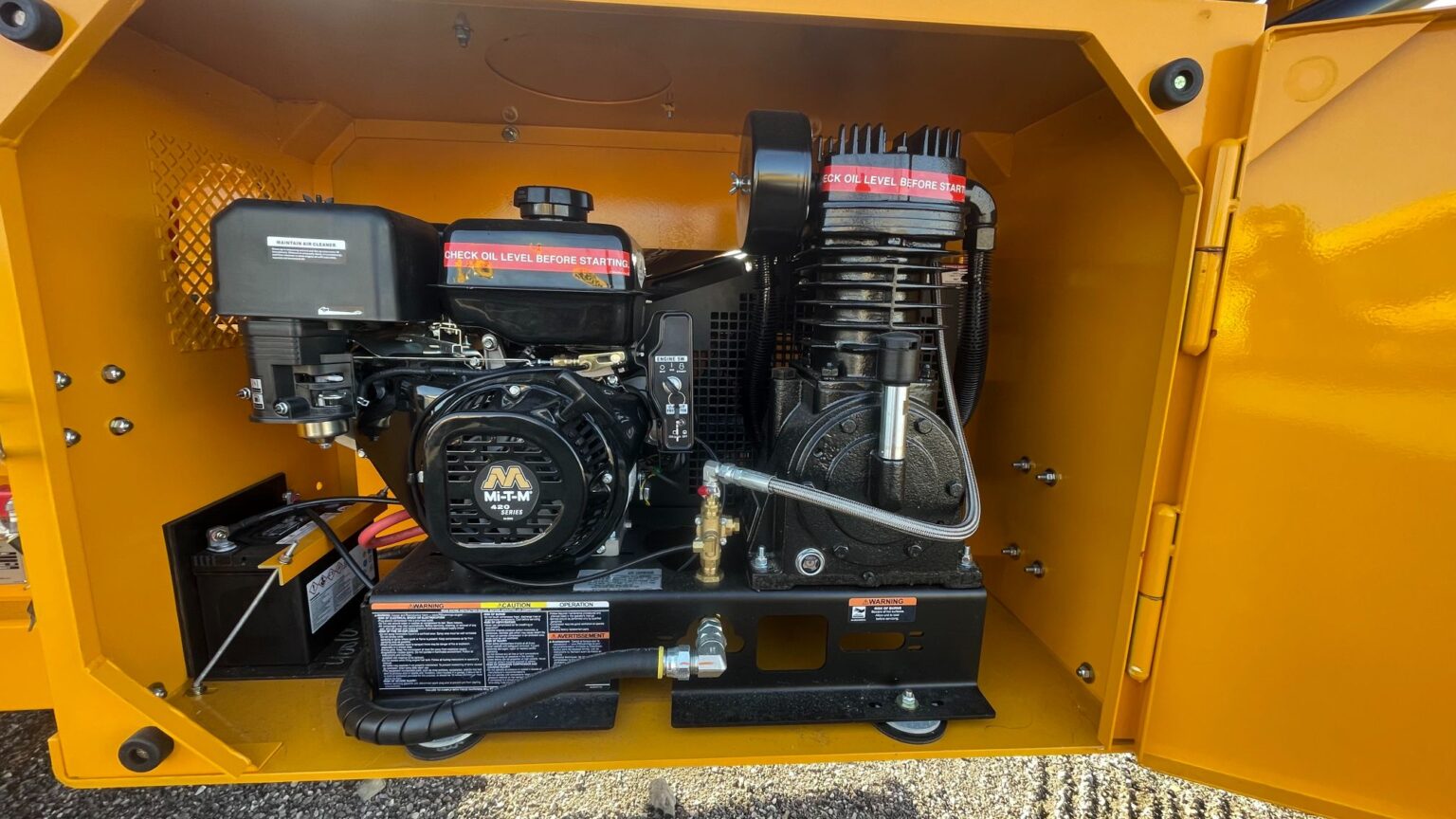 2022 CBI 6800CT Horizontal Grinder (862) Frontline Machinery