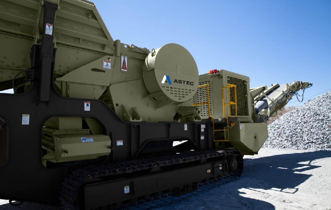Astec mobile jaw crusher.