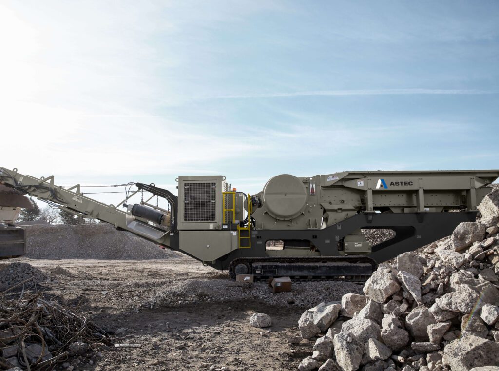 Astec FT2650 mobile jaw crusher.