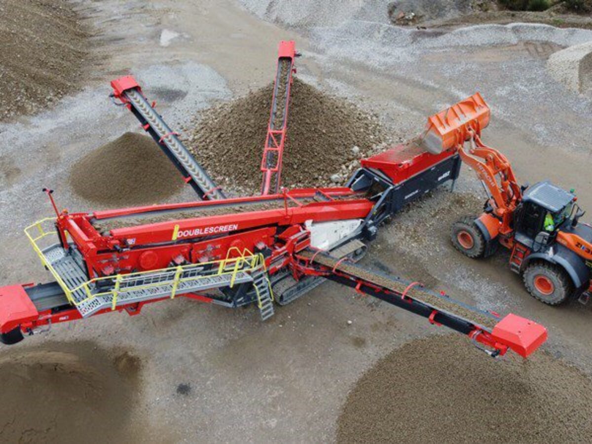 Sandvik QA452 Incline Screener - Frontline Machinery