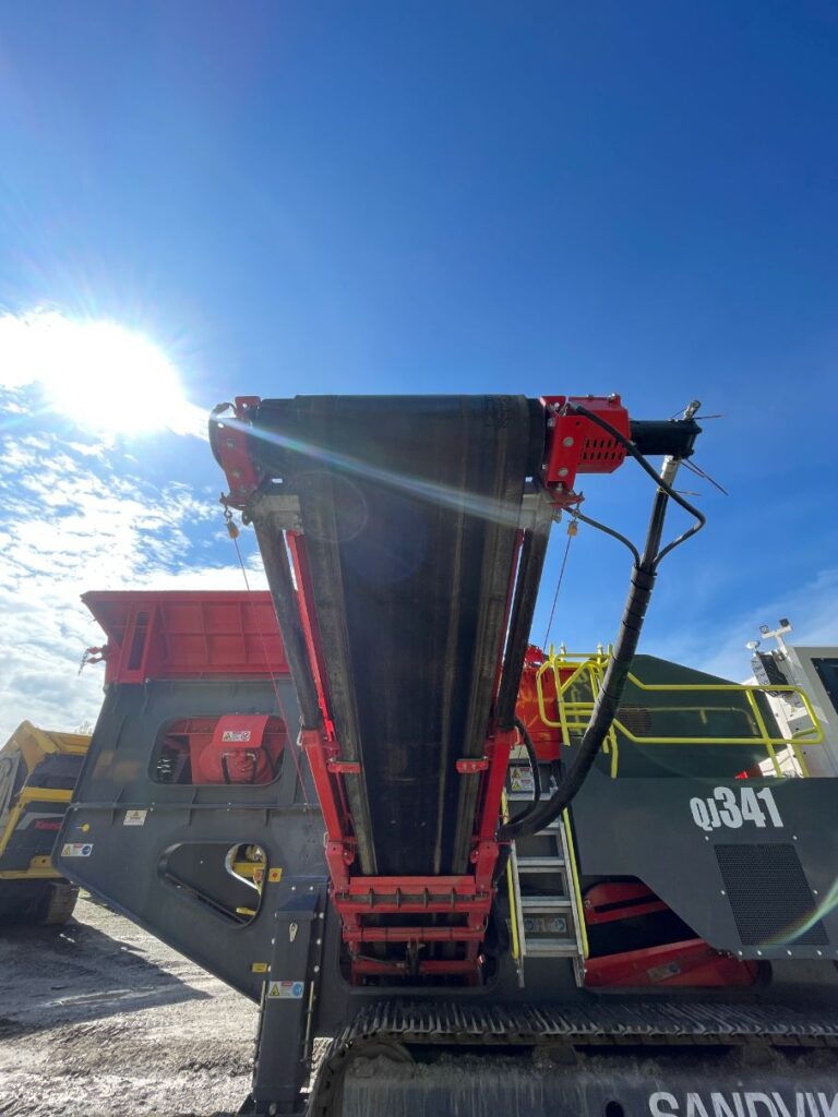Sandvick QJ341 jaw crusher.