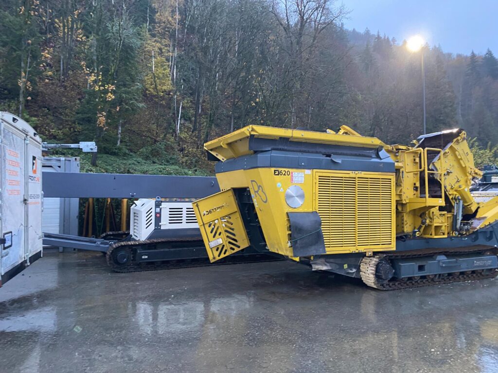 Keestrack R3 Mobile Impact Crusher