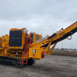 2024 CBI 5800BT Horizontal Grinder (#972)
